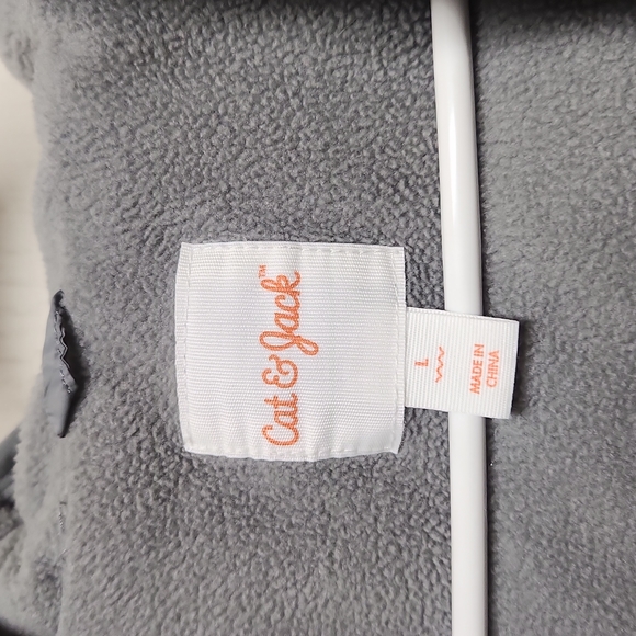 Youth L Cat and Jack hooded puffer - Picture 11 of 12